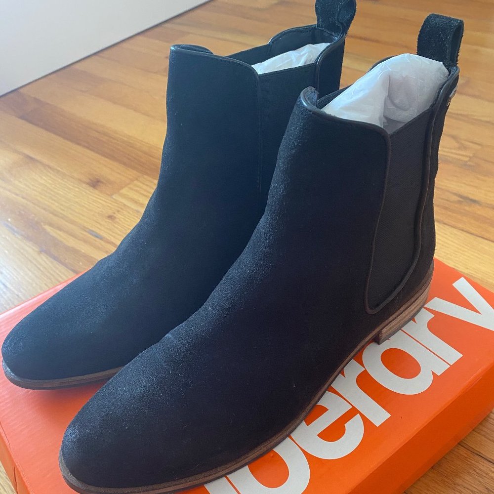 Mille Suede Chelsea Boot
